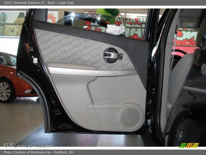 Black / Light Gray 2005 Chevrolet Equinox LT