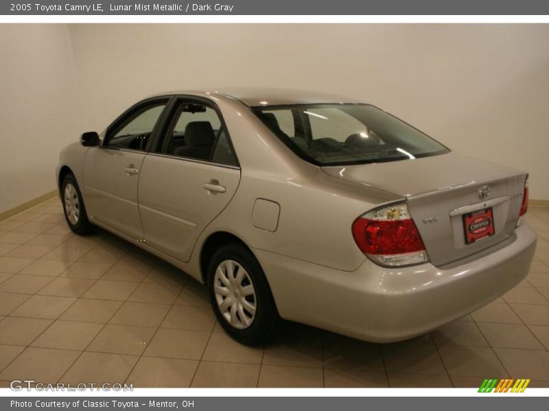 Lunar Mist Metallic / Dark Gray 2005 Toyota Camry LE