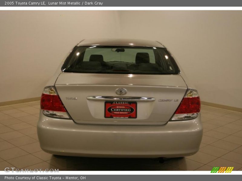 Lunar Mist Metallic / Dark Gray 2005 Toyota Camry LE