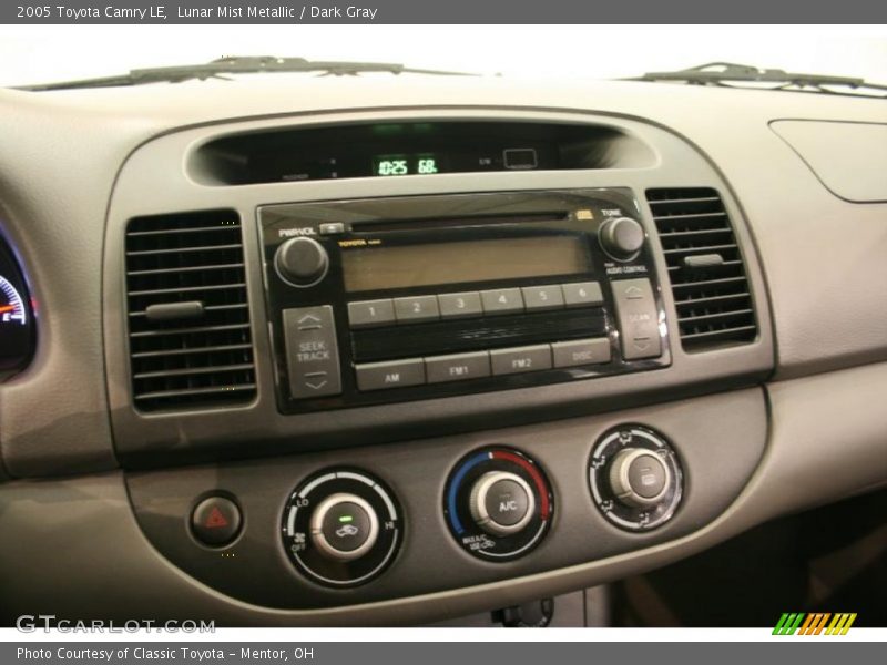 Lunar Mist Metallic / Dark Gray 2005 Toyota Camry LE