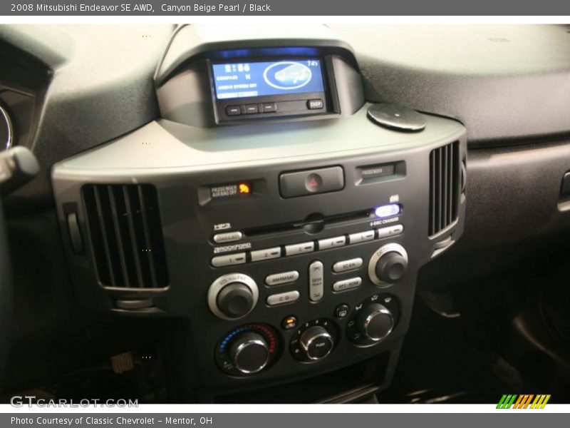 Canyon Beige Pearl / Black 2008 Mitsubishi Endeavor SE AWD