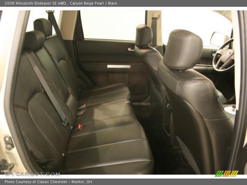 Canyon Beige Pearl / Black 2008 Mitsubishi Endeavor SE AWD