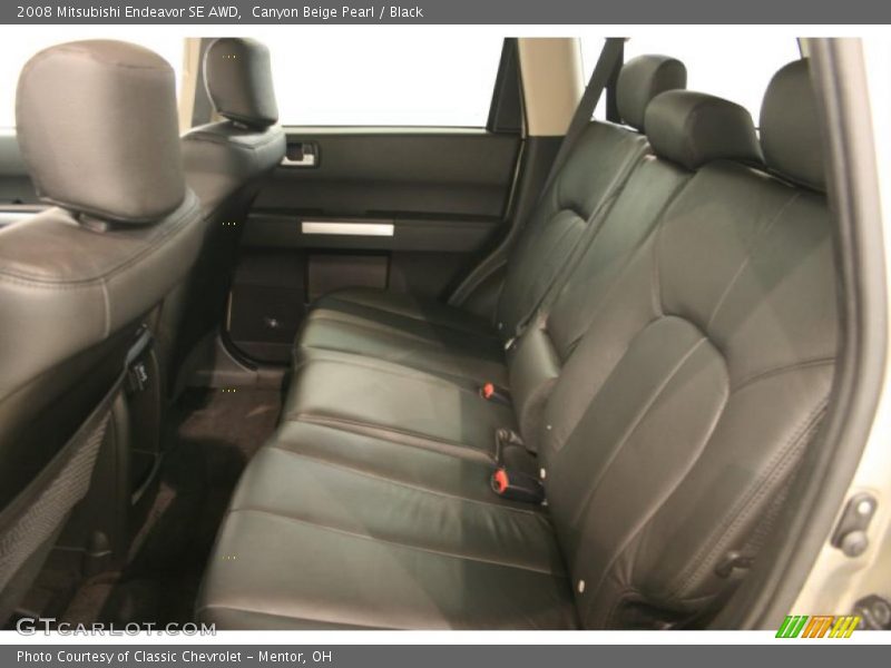 Canyon Beige Pearl / Black 2008 Mitsubishi Endeavor SE AWD
