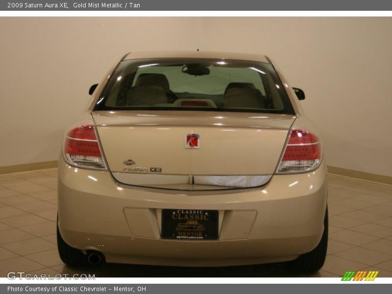 Gold Mist Metallic / Tan 2009 Saturn Aura XE