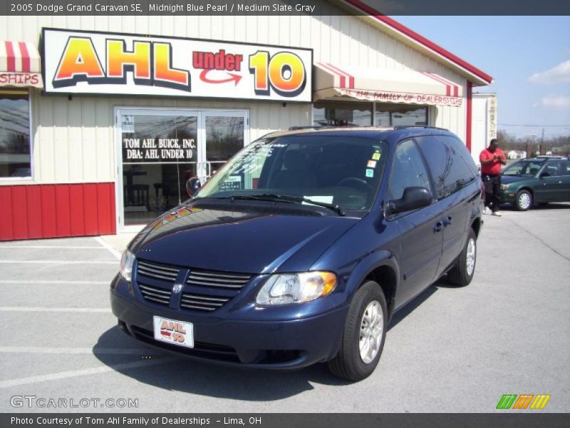Midnight Blue Pearl / Medium Slate Gray 2005 Dodge Grand Caravan SE