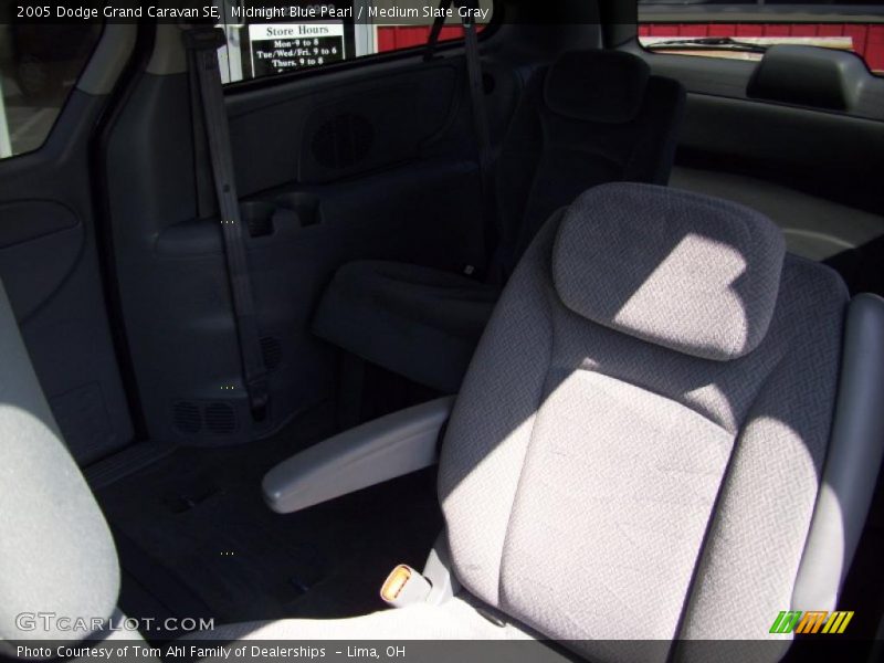 Midnight Blue Pearl / Medium Slate Gray 2005 Dodge Grand Caravan SE