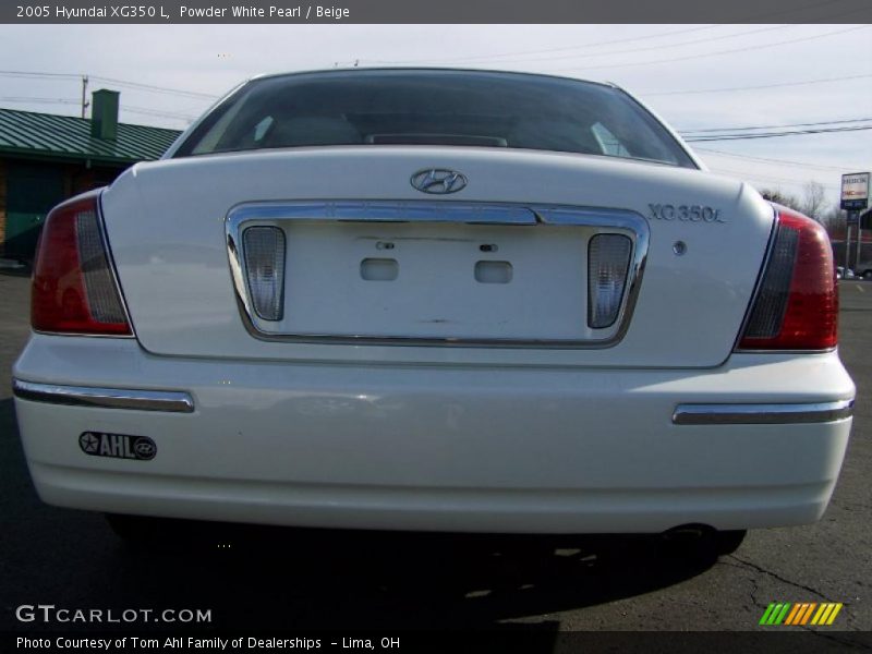 Powder White Pearl / Beige 2005 Hyundai XG350 L