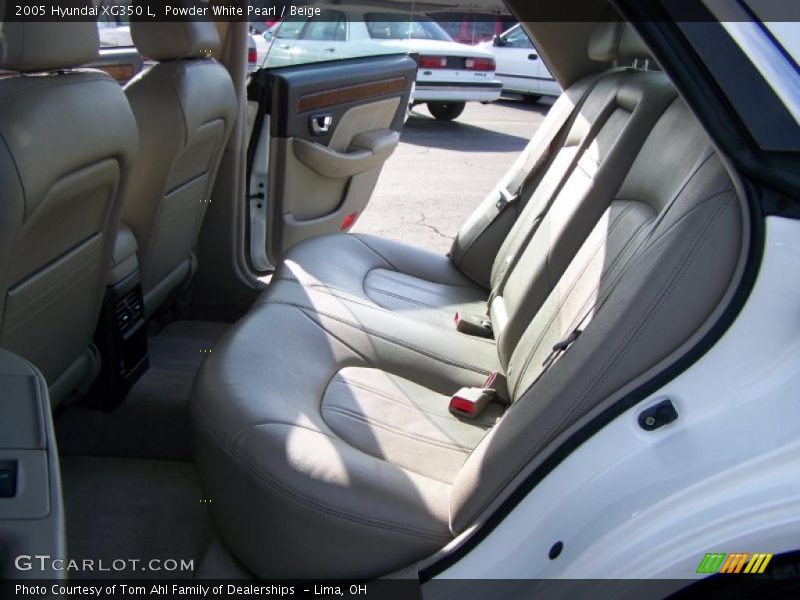 Powder White Pearl / Beige 2005 Hyundai XG350 L