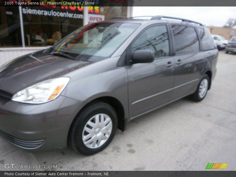 Phantom Gray Pearl / Stone 2005 Toyota Sienna LE
