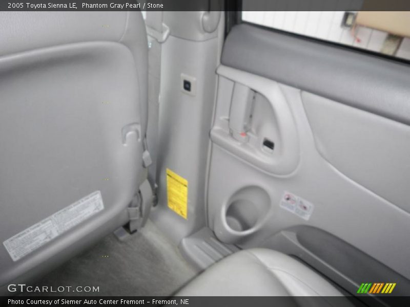 Phantom Gray Pearl / Stone 2005 Toyota Sienna LE