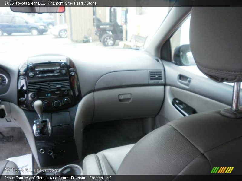 Phantom Gray Pearl / Stone 2005 Toyota Sienna LE