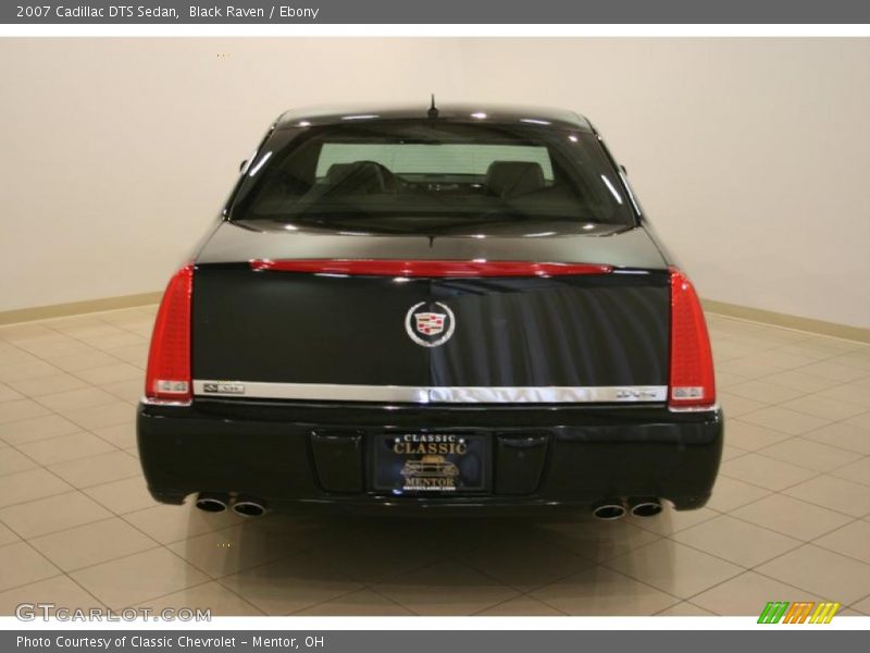 Black Raven / Ebony 2007 Cadillac DTS Sedan