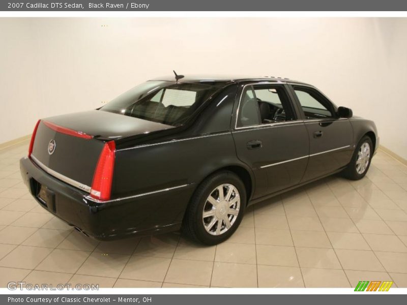 Black Raven / Ebony 2007 Cadillac DTS Sedan