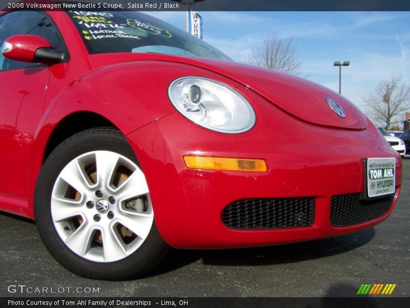 Salsa Red / Black 2008 Volkswagen New Beetle S Coupe
