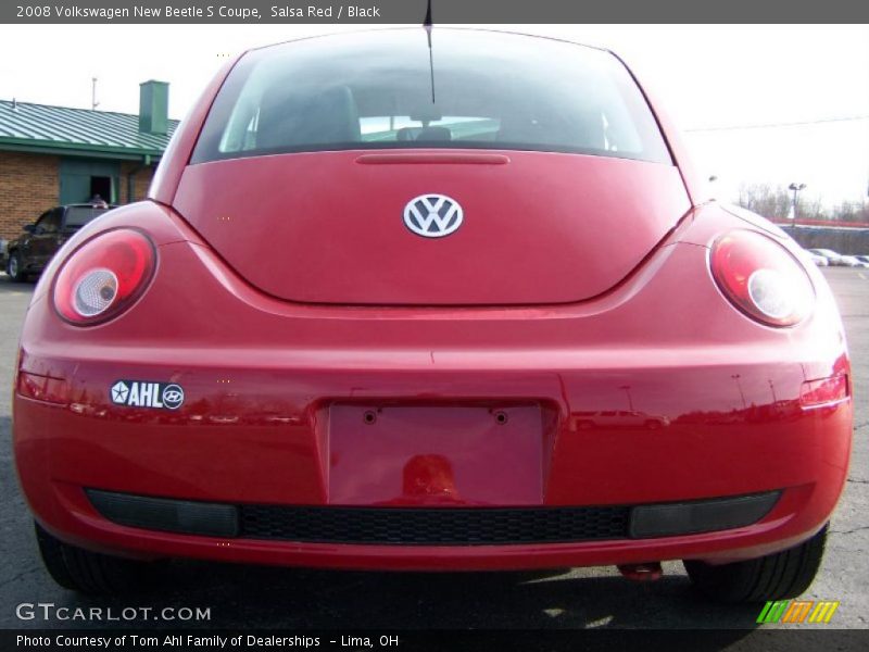 Salsa Red / Black 2008 Volkswagen New Beetle S Coupe