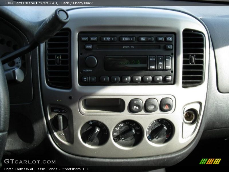 Black / Ebony Black 2004 Ford Escape Limited 4WD