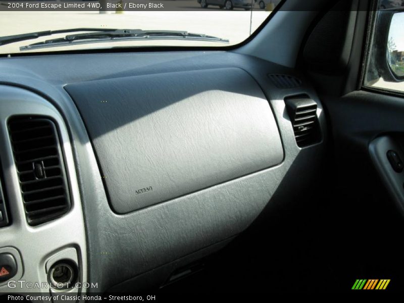 Black / Ebony Black 2004 Ford Escape Limited 4WD