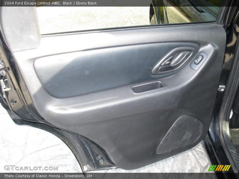 Black / Ebony Black 2004 Ford Escape Limited 4WD