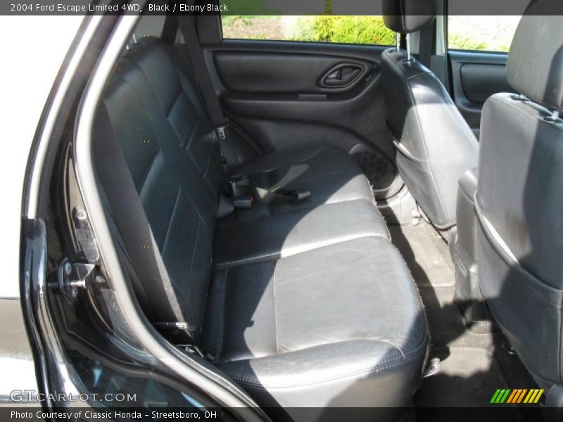 Black / Ebony Black 2004 Ford Escape Limited 4WD