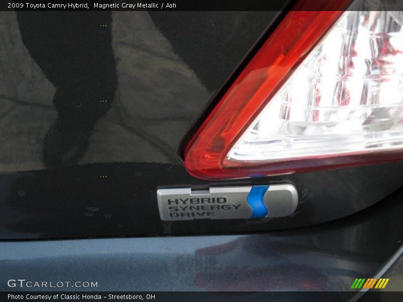 Magnetic Gray Metallic / Ash 2009 Toyota Camry Hybrid