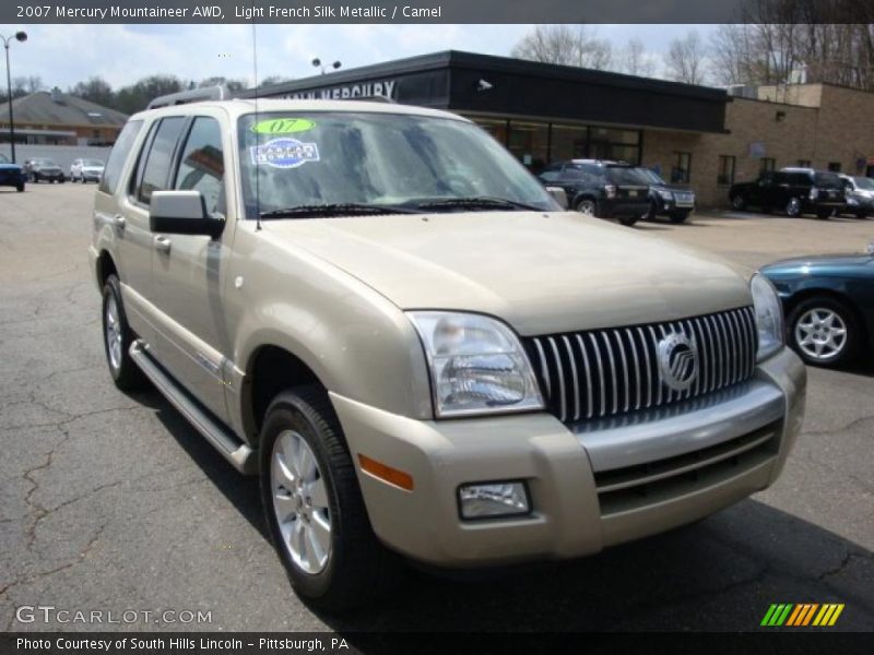 Light French Silk Metallic / Camel 2007 Mercury Mountaineer AWD