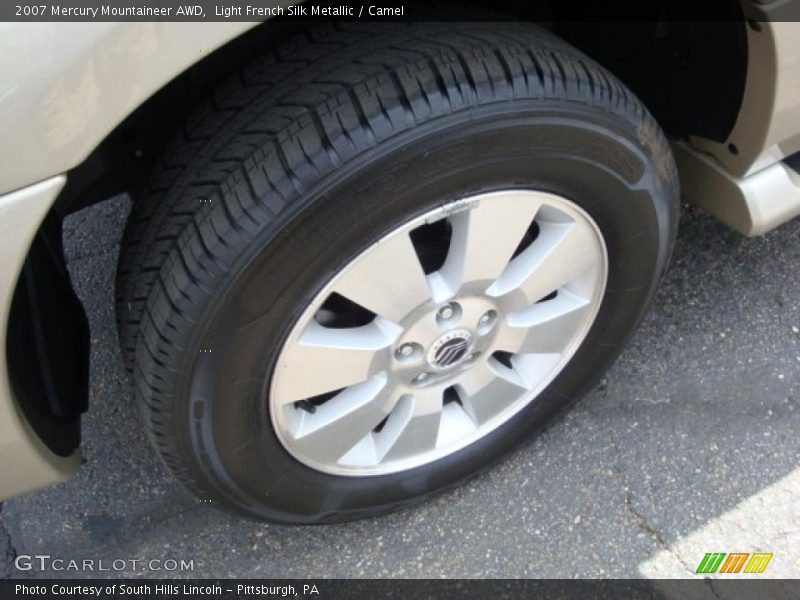 Light French Silk Metallic / Camel 2007 Mercury Mountaineer AWD