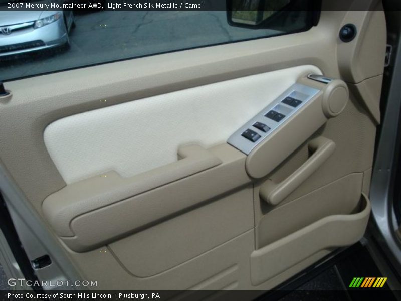 Light French Silk Metallic / Camel 2007 Mercury Mountaineer AWD