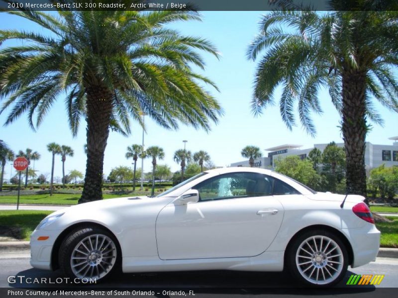 Arctic White / Beige 2010 Mercedes-Benz SLK 300 Roadster