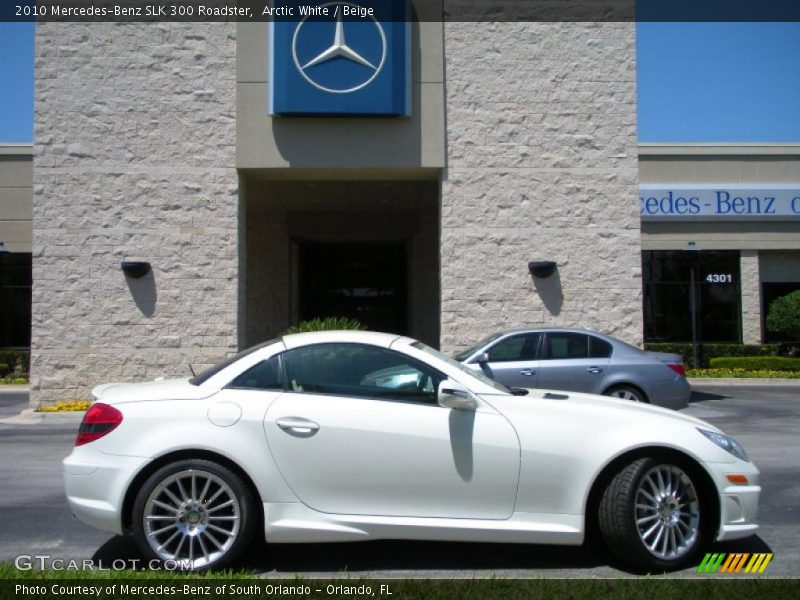 Arctic White / Beige 2010 Mercedes-Benz SLK 300 Roadster