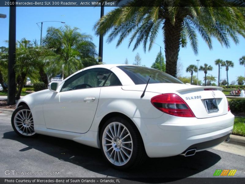 Arctic White / Beige 2010 Mercedes-Benz SLK 300 Roadster