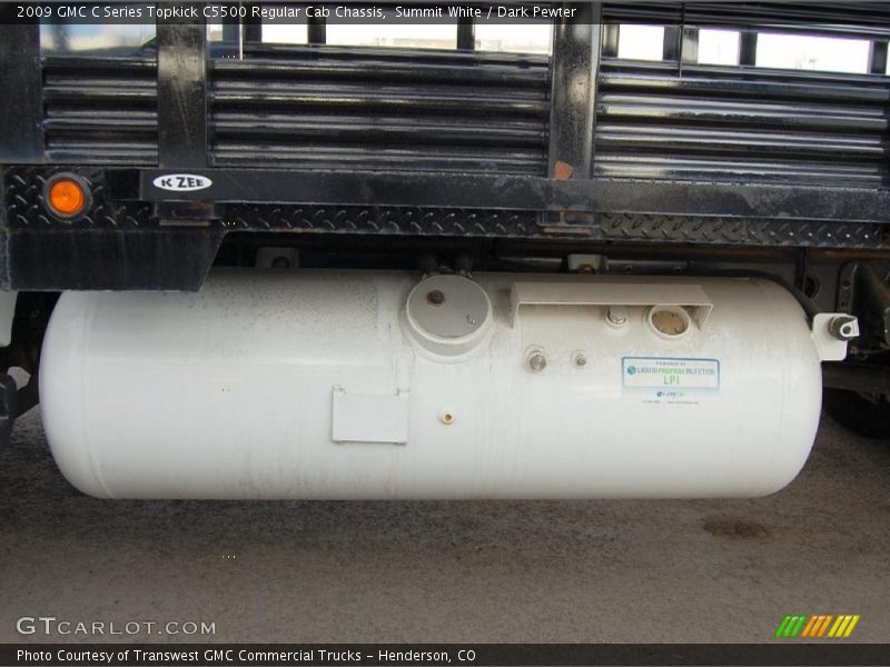 Summit White / Dark Pewter 2009 GMC C Series Topkick C5500 Regular Cab Chassis