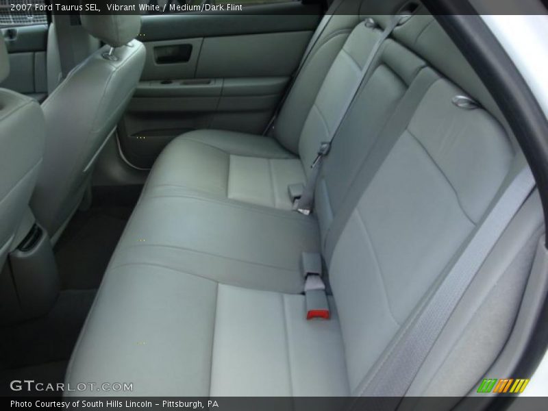 Vibrant White / Medium/Dark Flint 2007 Ford Taurus SEL