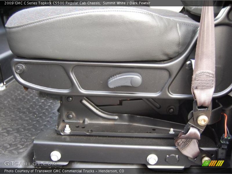 Summit White / Dark Pewter 2009 GMC C Series Topkick C5500 Regular Cab Chassis