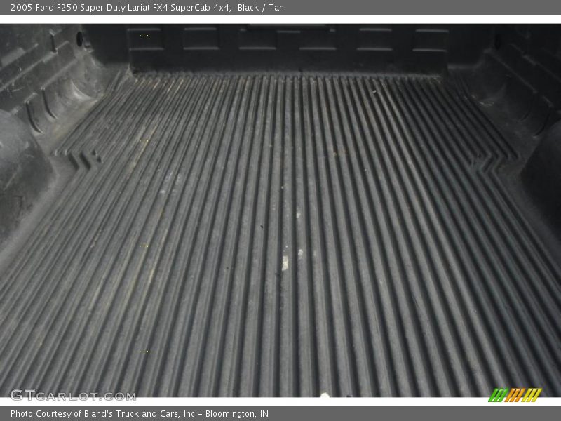 Black / Tan 2005 Ford F250 Super Duty Lariat FX4 SuperCab 4x4