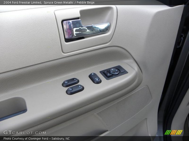 Spruce Green Metallic / Pebble Beige 2004 Ford Freestar Limited