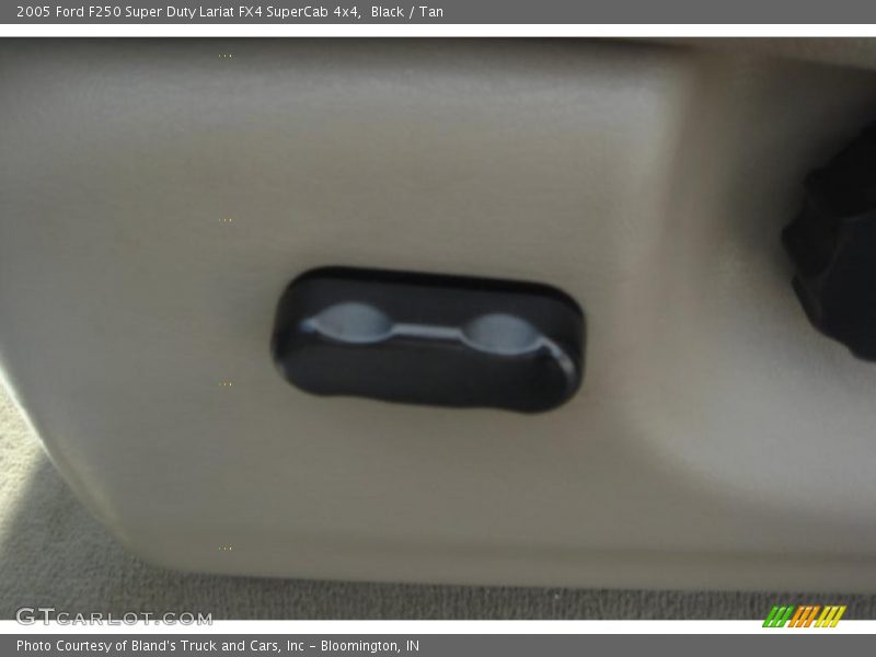 Black / Tan 2005 Ford F250 Super Duty Lariat FX4 SuperCab 4x4