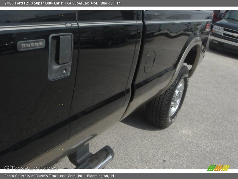 Black / Tan 2005 Ford F250 Super Duty Lariat FX4 SuperCab 4x4