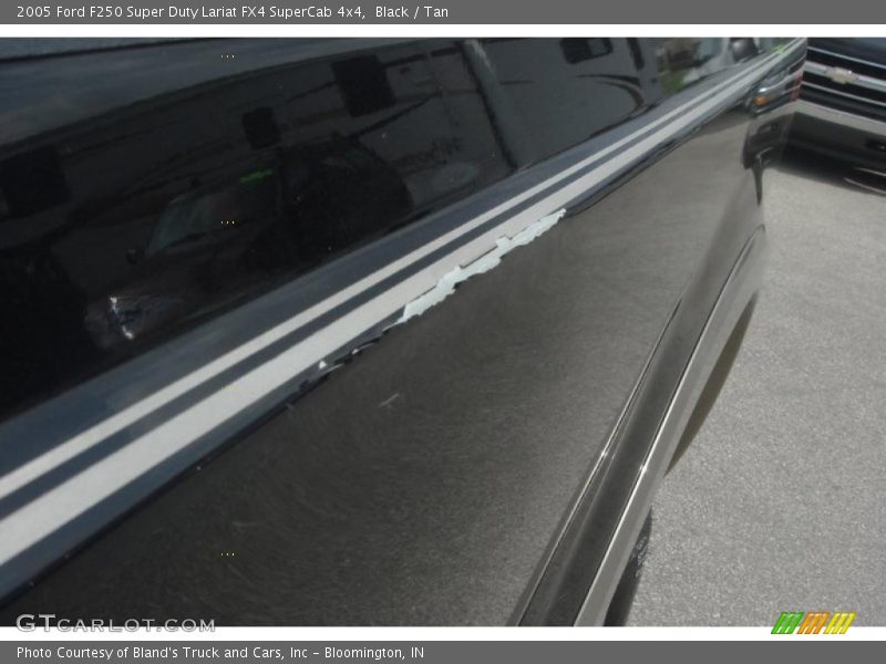 Black / Tan 2005 Ford F250 Super Duty Lariat FX4 SuperCab 4x4