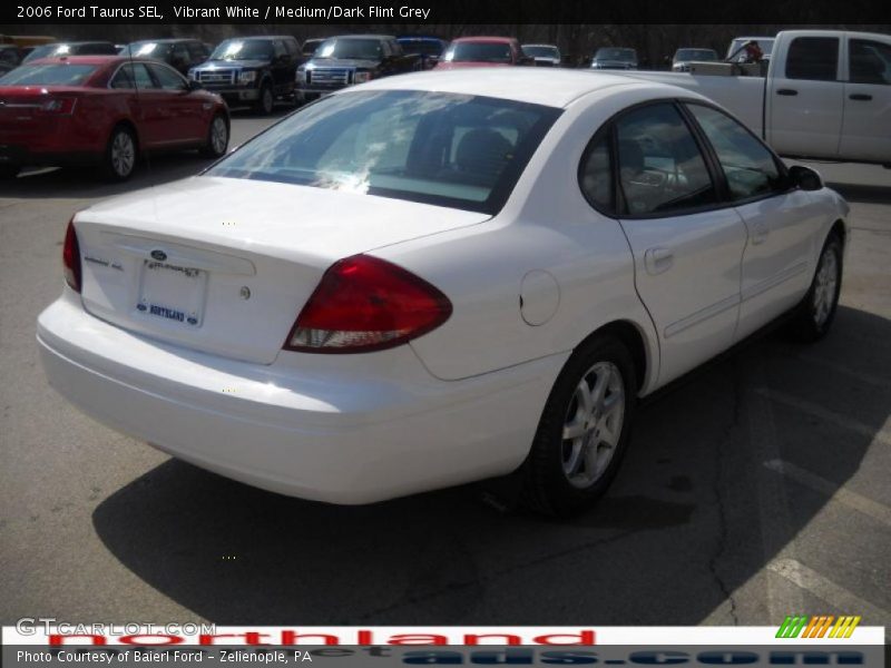 Vibrant White / Medium/Dark Flint Grey 2006 Ford Taurus SEL