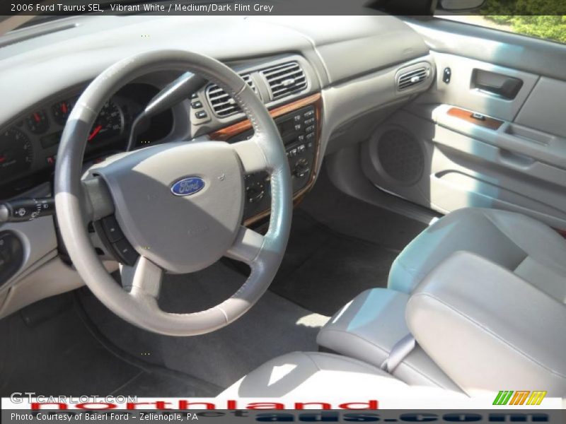 Vibrant White / Medium/Dark Flint Grey 2006 Ford Taurus SEL