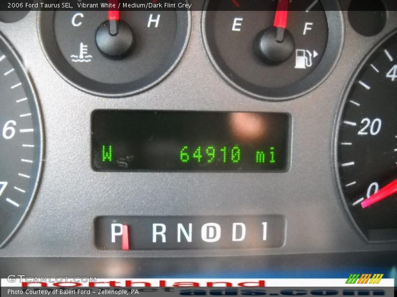 Vibrant White / Medium/Dark Flint Grey 2006 Ford Taurus SEL