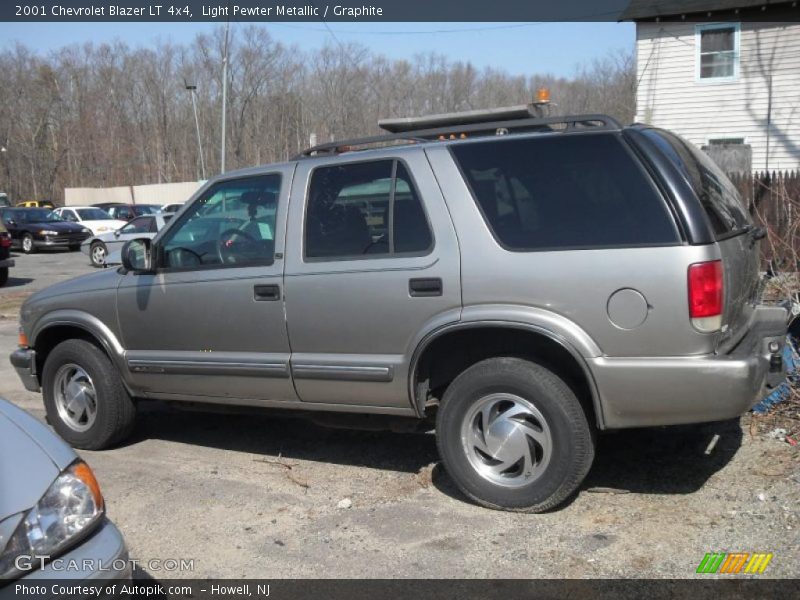 Light Pewter Metallic / Graphite 2001 Chevrolet Blazer LT 4x4