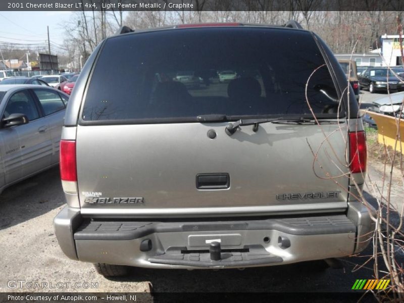 Light Pewter Metallic / Graphite 2001 Chevrolet Blazer LT 4x4