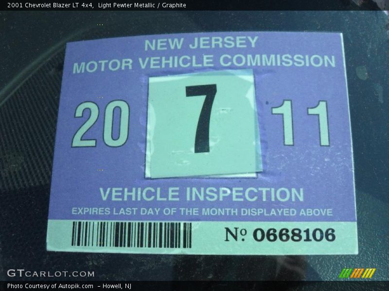 Light Pewter Metallic / Graphite 2001 Chevrolet Blazer LT 4x4