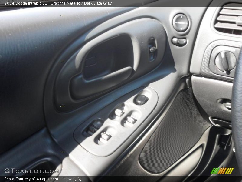 Graphite Metallic / Dark Slate Gray 2004 Dodge Intrepid SE