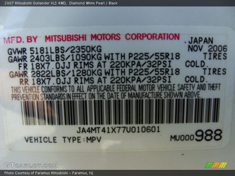 Diamond White Pearl / Black 2007 Mitsubishi Outlander XLS 4WD