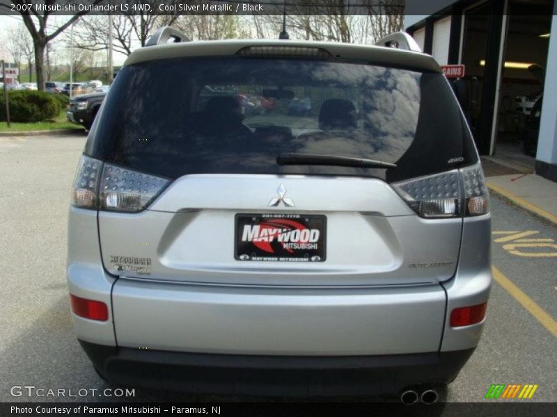 Cool Silver Metallic / Black 2007 Mitsubishi Outlander LS 4WD