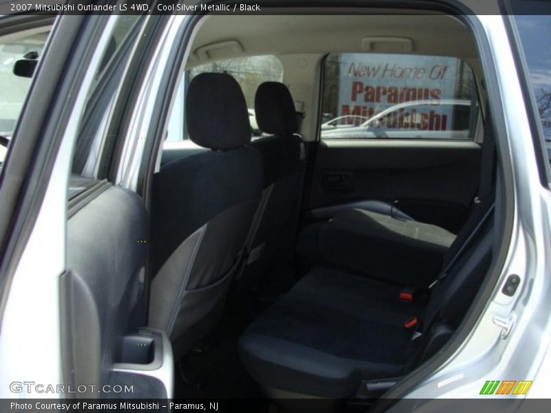 Cool Silver Metallic / Black 2007 Mitsubishi Outlander LS 4WD