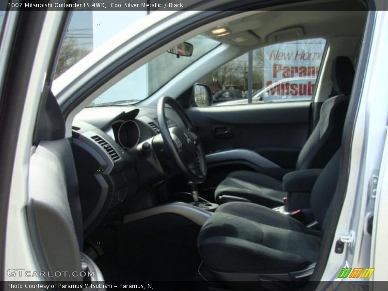 Cool Silver Metallic / Black 2007 Mitsubishi Outlander LS 4WD