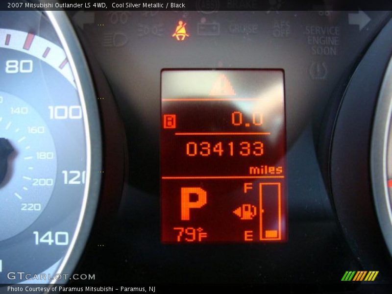 Cool Silver Metallic / Black 2007 Mitsubishi Outlander LS 4WD